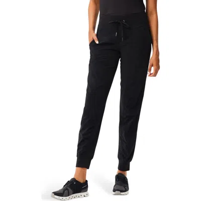 Nz Active By Nic+zoe Tech Stretch Joggers In Black