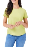 Nzt By Nic+zoe Stretch Cotton Shirttail Hem T-shirt In Grasshopper