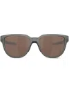 Oakley Man Sunglass Oo9250 Actuator In Grau