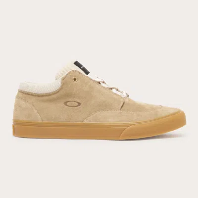 Oakley Banks Low In Brown