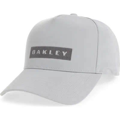 Oakley Bark Baseball Cap In Gray