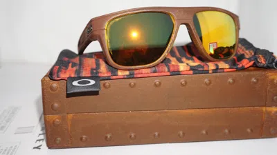 Pre-owned Oakley Breadbox Limited Edition Rust Decay Fire Iridium Polarized Oo9199-13