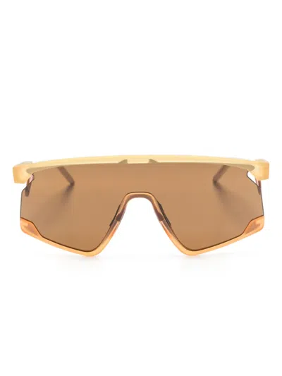 Oakley Bxtr Metal Navigator-frame Sunglasses In Orange