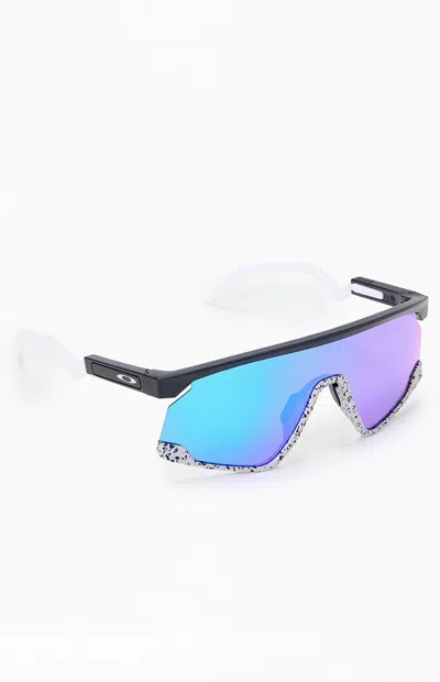 Oakley Bxtr Sunglasses In Black