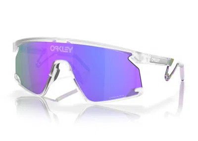 Pre-owned Oakley Bxtr Sunglasses In Clear/prizm (oo9237/0239)