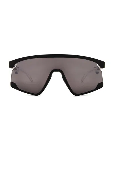 Oakley Bxtr Sunglasses In Matte Black