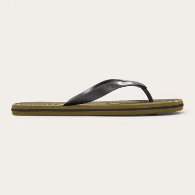 Oakley Catalina Flip Flop In Green