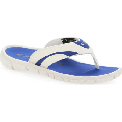 Oakley Coil Flip Flop In Blue