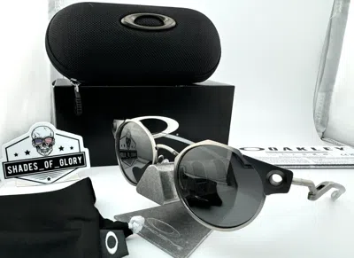 Pre-owned Oakley Deadbolt Satin Chrome With Prizm Black Sunglasses Oo6046-01 Rare
