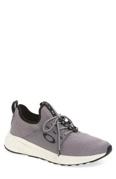 Oakley Dry Os Knit Sneaker In Blue
