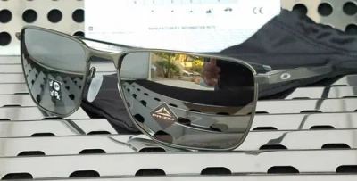 Pre-owned Oakley Ejector Sunglasses 4142-0358 Carbon W/ Prizm Black Polarized