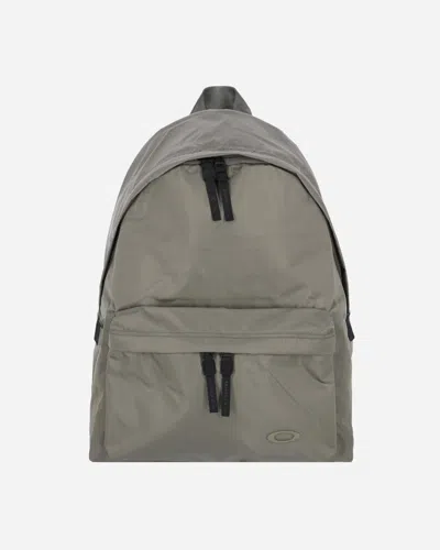 Oakley F.g.l. M 9.0 Backpack Boulder In Green