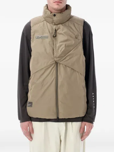 Oakley Fgl Red Code Padded Zipped Vest In Brown