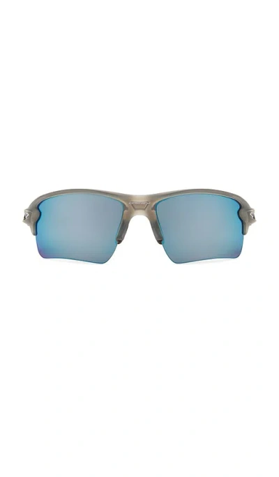 Oakley Flak 2.0 Xl Sunglasses In Matte Grey