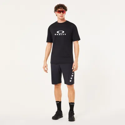 Oakley Free Ride Lined Short In Black