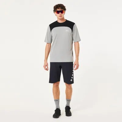 Oakley Free Ride Short In Black