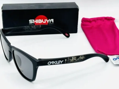 Pre-owned Oakley Frogskins Shibuya Japan Release Sunglasses Black Laser Frame Limited In Gray