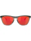 Oakley Frogskins™ Square-frame Sunglasses In Grau