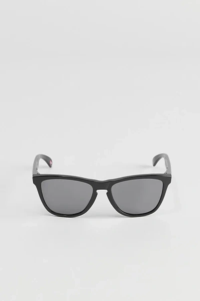 Oakley Frogskins Sunglasses In Black, Men's At Urban Outfitters