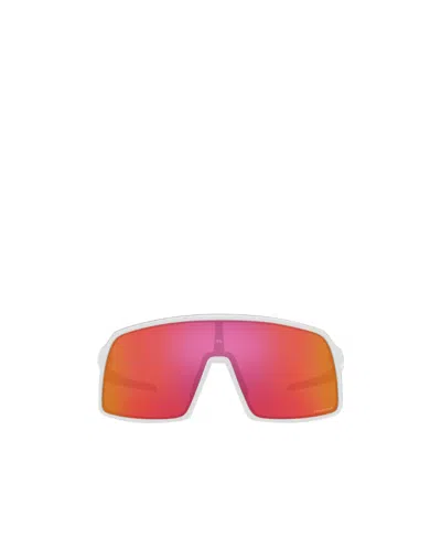 Oakley Geometric Frame Sunglasses In Red