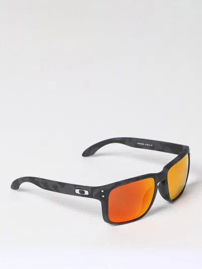 Oakley Glasses Men  In Multi