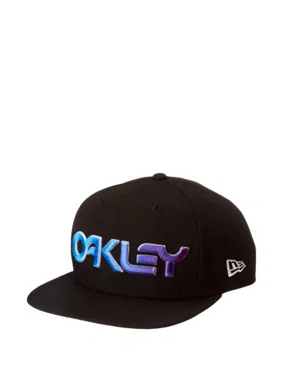 Oakley Gradient Logo-embroidered Baseball Hat In Black