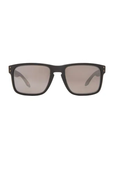 Oakley Holbrook Square Sunglasses In Matte Black