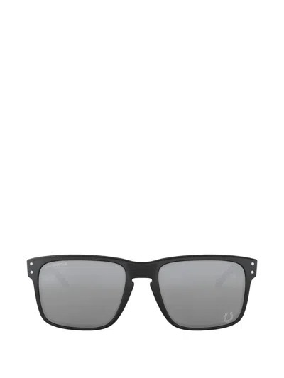 Oakley Holbrook Square-frame Sunglasses In White