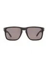 Oakley Holbrook Xl Square Sunglasses In Matte Black