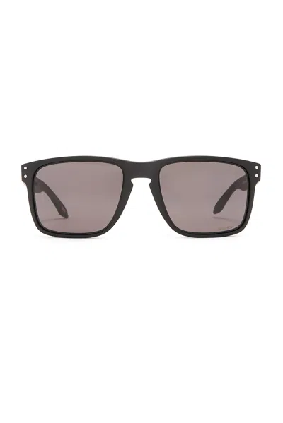 Oakley Holbrook Xl Square Sunglasses In Matte Black
