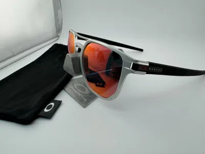 Pre-owned Oakley Latch Alpha Matte Silver Torch Iridium Sunglasses Authentic Oo4128-02