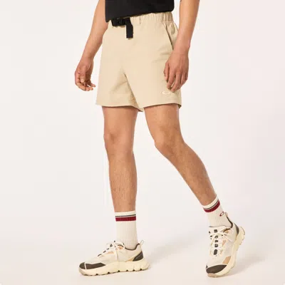 Oakley Latitude 18 Short In Humus