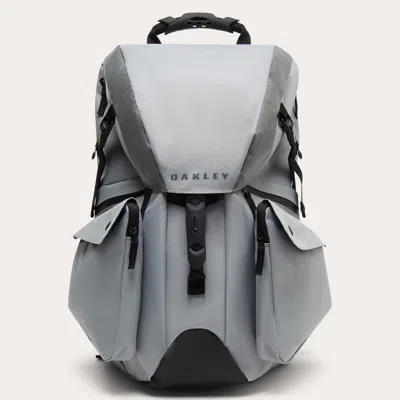 Oakley Latitude Flex Pack In Gray