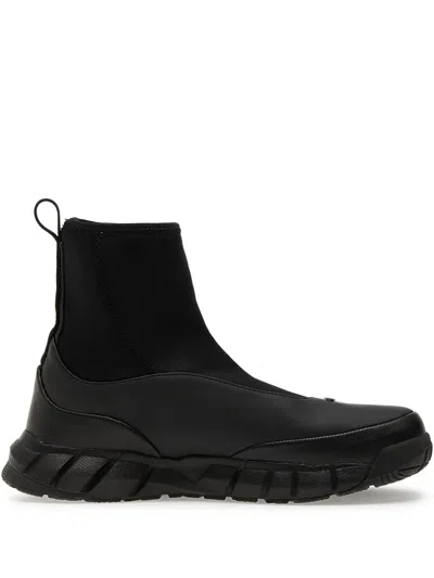 Oakley Logo-embossed Boots