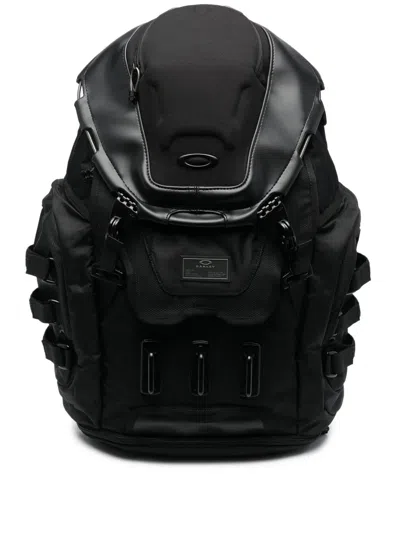 Oakley Logo-patch Zip-up Backpack In Black