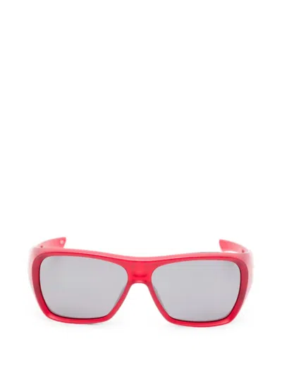 Oakley Logo-detail Square-frame Sunglasses In Red