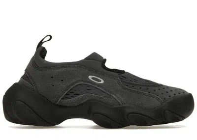 Pre-owned Oakley Men's  Factory Team Flesh Sandal Brain Dead Sneakers In Asphalt/black