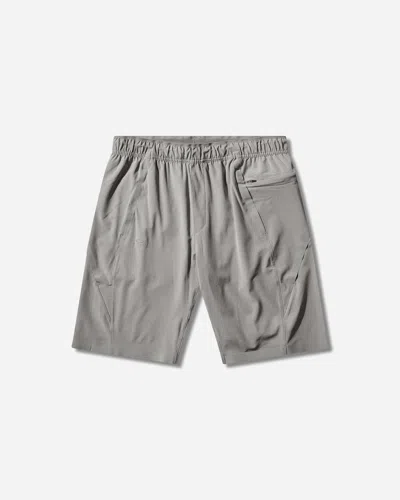 Oakley Men S Latitude Veil Shorts Cement In Gray