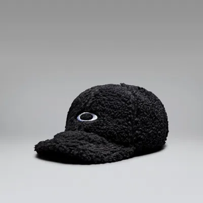 Oakley Mountain Fire Cap In Black
