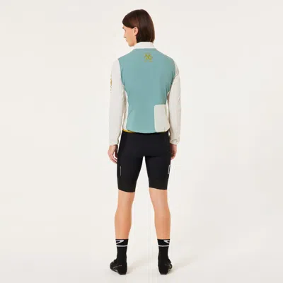 Oakley Off Grid Pkble Jacket 2.0 In Pacific