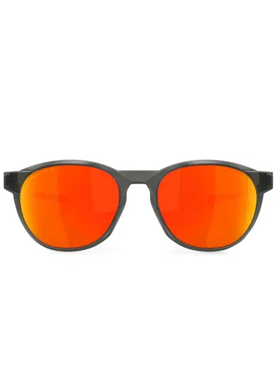 Oakley Oo9126 Reedmace Polarised Sunglasses In Grau