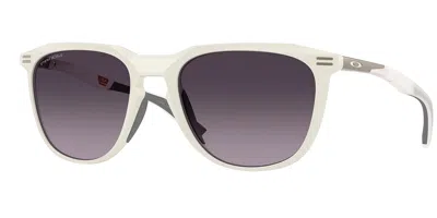 Oakley Oo9286 Thurso 928612 Occhiali Da Sole Bianchi Per Uomo In Blue