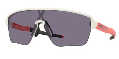 Oakley Oo9415 Corridor Sq 941513 Occhiali Da Sole Bianchi Per Uomo In Burgundy