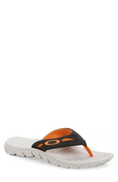 Oakley Operative 2.0 Flip Flop In Black