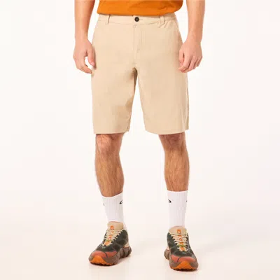 Oakley Perf 5 Utility Shorts 2.0 In Humus