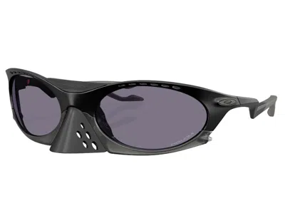Pre-owned Oakley Plantaris Sunglasses In Prizm Grey/matte Black (888392641366)