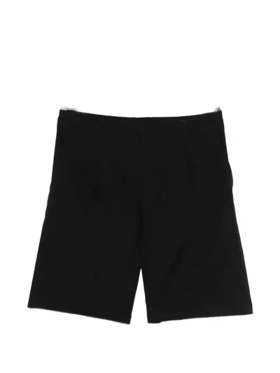 Oakley Pleated Bermuda Short In Black