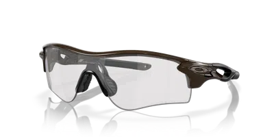 Oakley Men's Low Bridge Fit Sunglasses, Oo9206 Radarlock Path 38 In Clear To Black Iridium Photochromic
