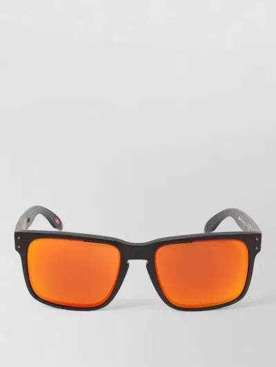 OAKLEY RECTANGULAR SUNGLASSES ADJUSTABLE NOSE PADS DESIGN