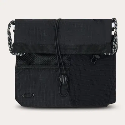 Oakley Reserve Pouch In Black